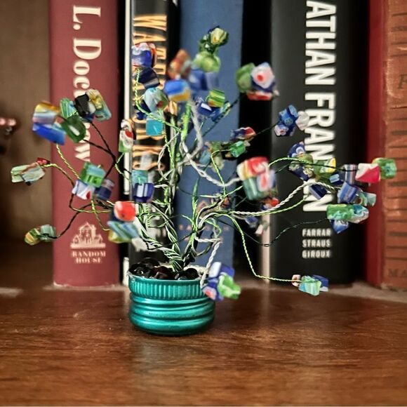 Miniature HAND CRAFTED Beaded Glass BONSAI TREE - Picture 1 of 1